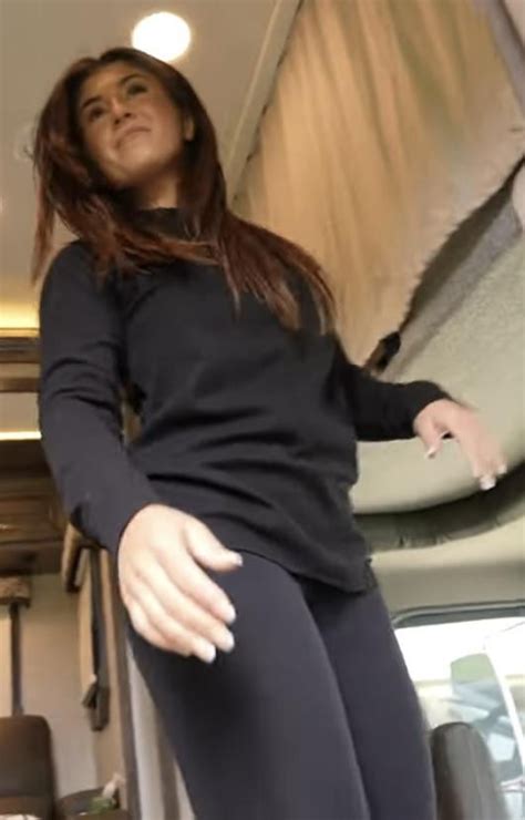 Leggings pt.2 GYATT : r/HailieDeeganBody2